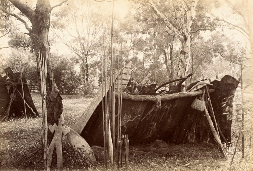 Gunyah bark shelter